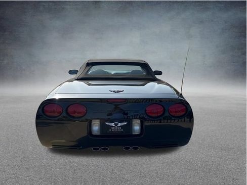 Used 2003 Chevrolet Corvette Convertible w/ Preferred Equipment Group1 RWD image 8