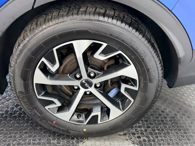 Used 2023 Kia Sportage EX FWD image 13