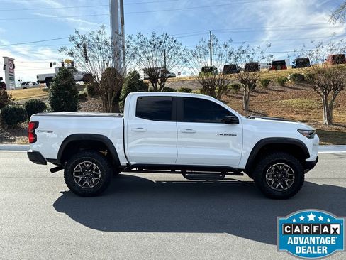 Used 2023 Chevrolet Colorado ZR2 w/ ZR2 Convenience Package III image 7