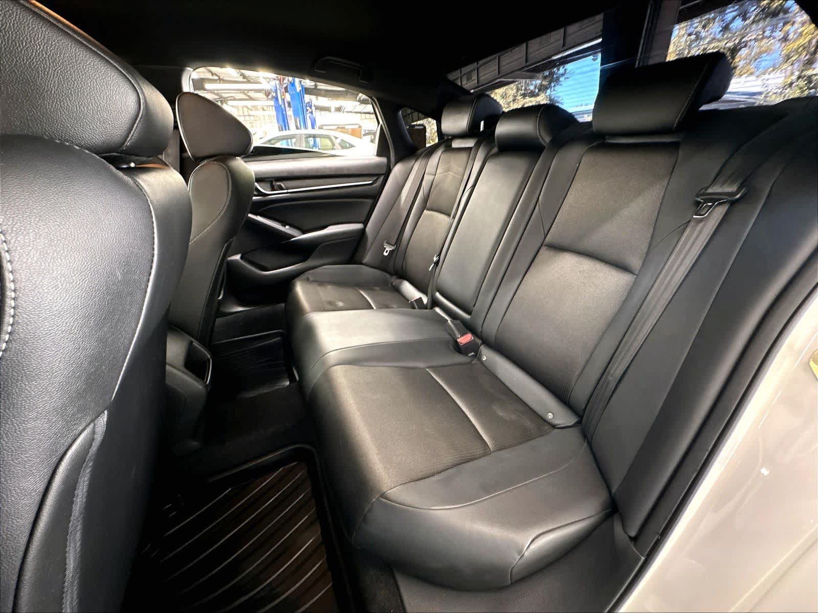 Used 2020 Honda Accord Sport image 24