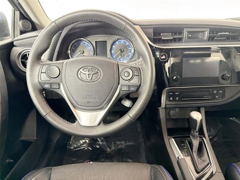 Used 2017 Toyota Corolla SE image 26