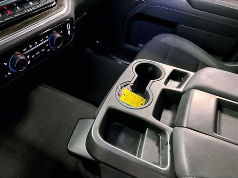 Used 2024 Chevrolet Silverado 1500 LT AWD/4WD image 16