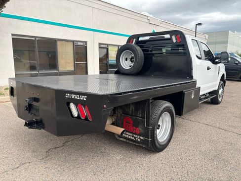 Used 2020 Ford F350 XL w/ Power Equipment Group AWD/4WD image 3