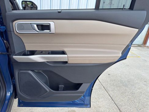 Used 2021 Ford Explorer Limited w/ Equipment Group 301A image 46