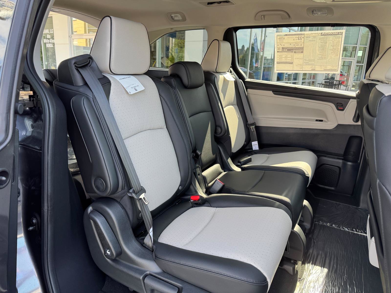 New 2027 Honda Odyssey Elite image 10