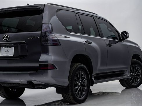 Used 2023 Lexus GX 460 Premium w/ Premium Package image 10