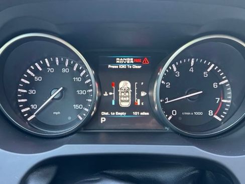 Used 2013 Land Rover Range Rover Evoque Pure Plus AWD/4WD image 25