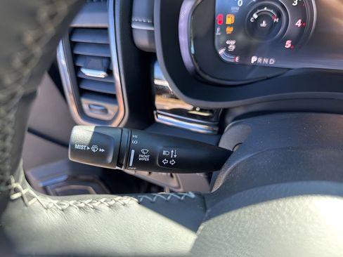 New 2026 RAM 3500 Limited AWD/4WD image 38
