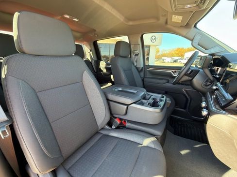 New 2026 GMC Sierra 1500 Elevation image 31