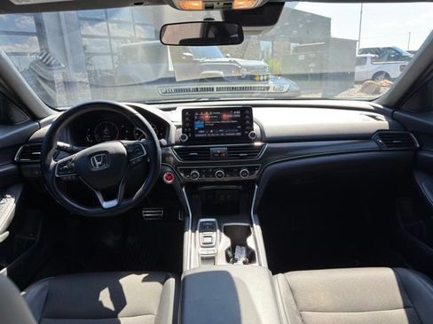 Used 2021 Honda Accord Sport image 10