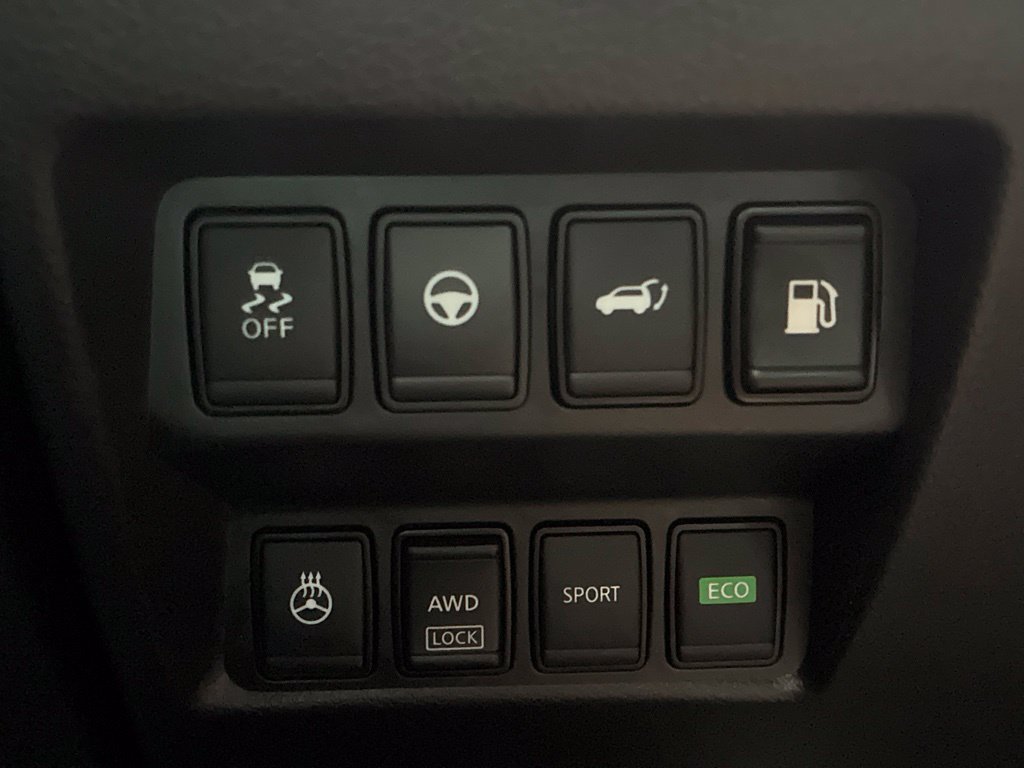 Used 2020 Nissan Rogue SV w/ Premium Package AWD/4WD image 28