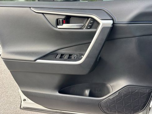 Used 2024 Toyota RAV4 XSE w/ Advanced Technology Package image 9