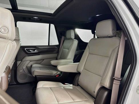 Used 2021 Chevrolet Tahoe Z71 w/ Z71 Signature Package AWD/4WD image 22
