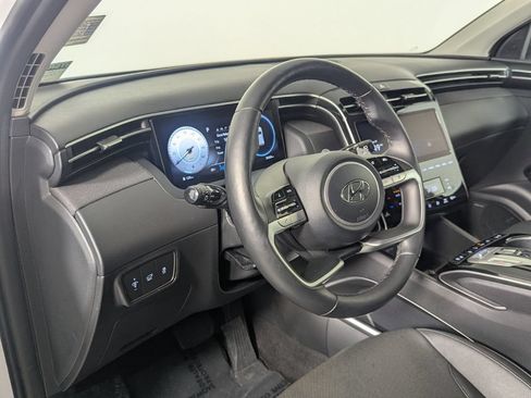 Certified 2022 Hyundai Tucson Limited FWD image 13