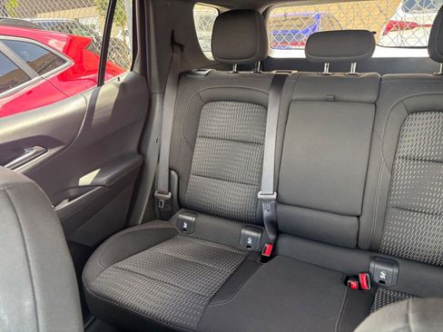 Used 2025 Chevrolet Equinox LT FWD image 39