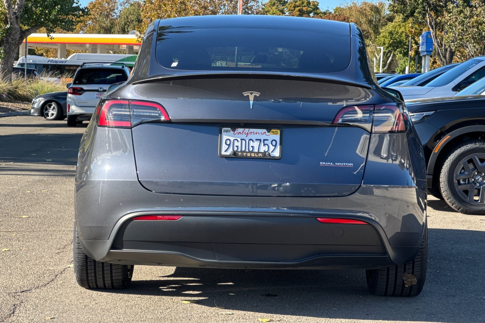 Used 2023 Tesla Model Y Performance AWD/4WD image 5