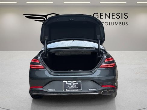 Used 2023 Genesis G70 2.0T image 9