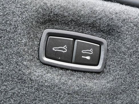 New 2026 Porsche Taycan 4S AWD/4WD image 41