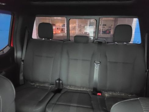 Used 2016 Ford F150 XLT w/ Equipment Group 302A Luxury AWD/4WD image 12