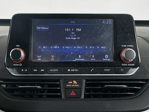 Used 2024 Nissan Altima 2.5 S FWD image 15