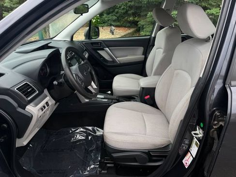 Used 2017 Subaru Forester 2.5i w/ Alloy Wheel Package AWD/4WD image 6