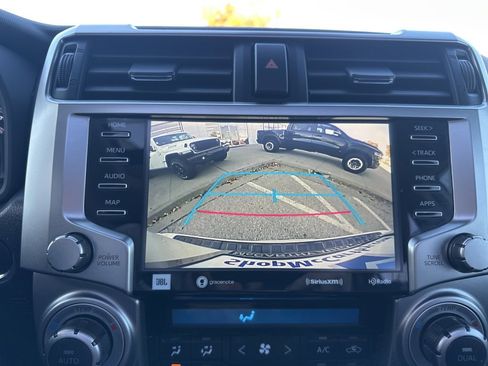 Used 2020 Toyota 4Runner Limited image 72