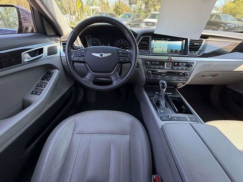 Used 2015 Hyundai Genesis 3.8 AWD/4WD image 11