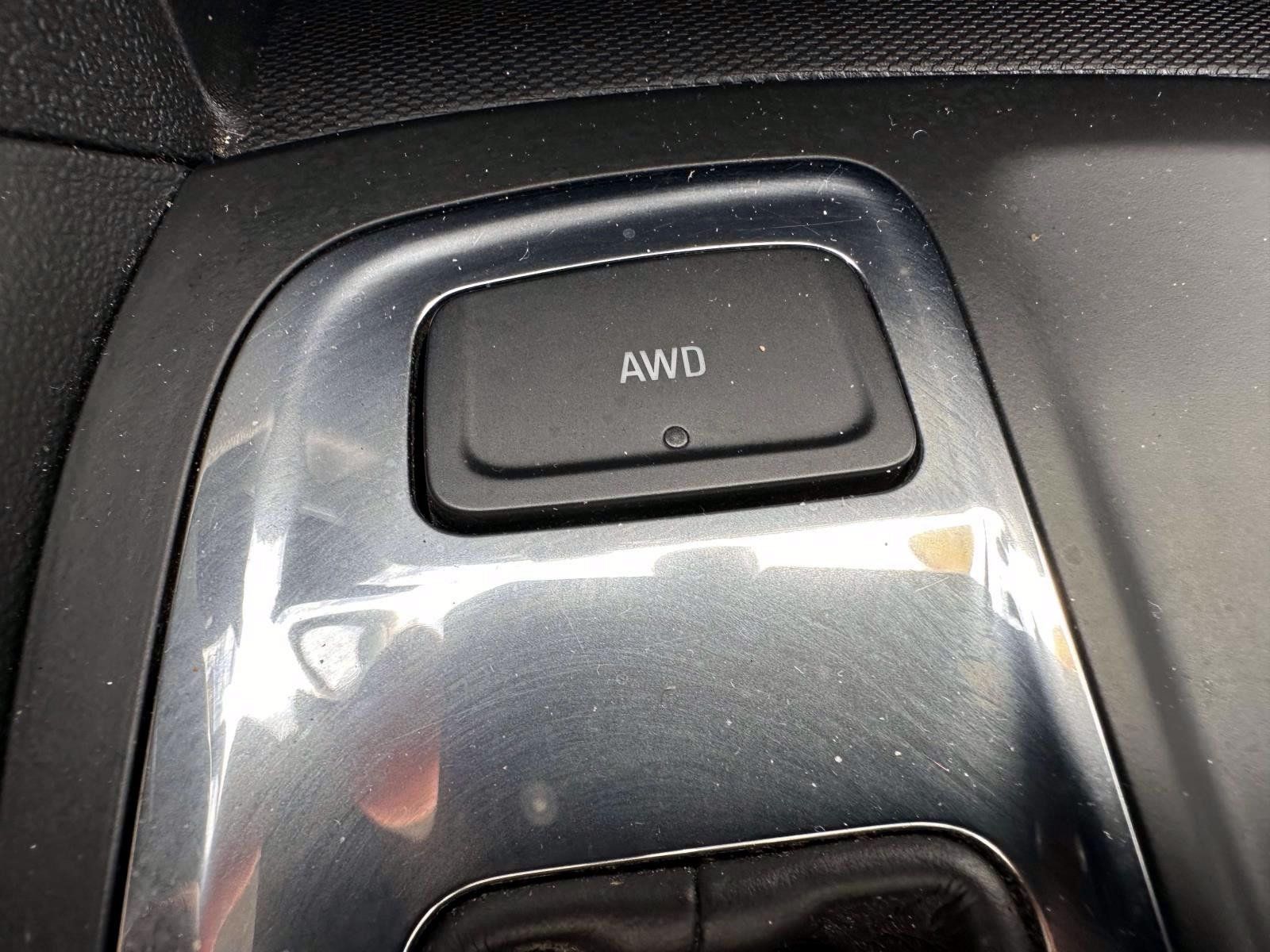 Used 2023 Chevrolet Equinox LS w/ LS Convenience Package AWD/4WD image 25