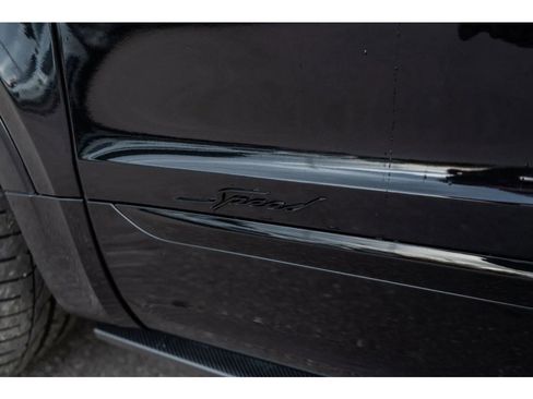 Used 2023 Bentley Bentayga Speed image 24