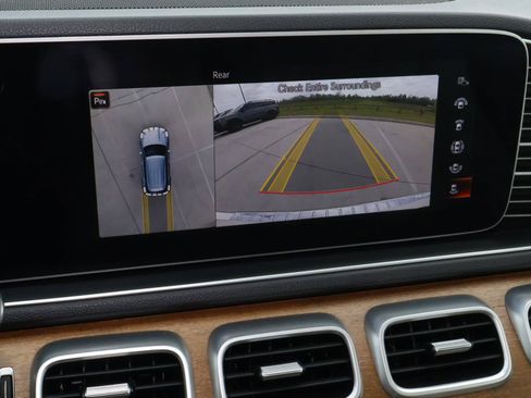 Used 2022 Mercedes-Benz GLE 350 w/ Premium Package image 29