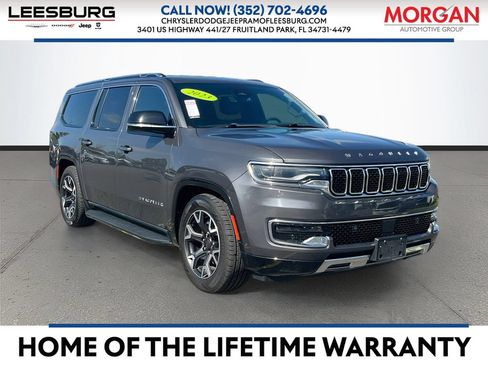 Certified 2023 Jeep Wagoneer L Series III w/ Preferred Equipment Group AWD/4WD image 1