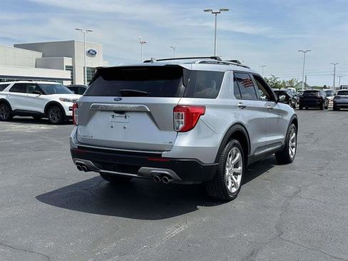 Used 2020 Ford Explorer Platinum w/ Premium Technology Package AWD/4WD image 4