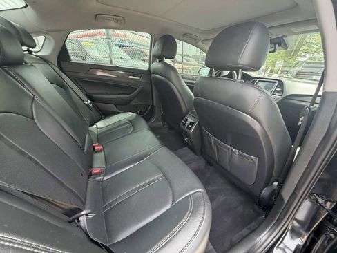 Used 2019 Hyundai Sonata Limited w/ Ultimate Package 04 FWD image 26