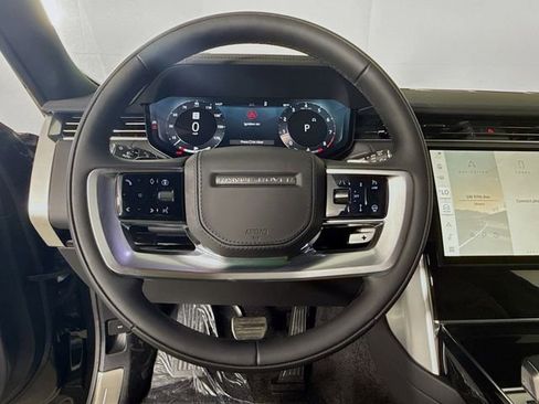 New 2026 Land Rover Range Rover Long Wheelbase SE AWD/4WD image 12