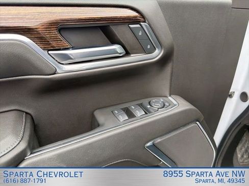 Used 2024 GMC Sierra 1500 Elevation image 14