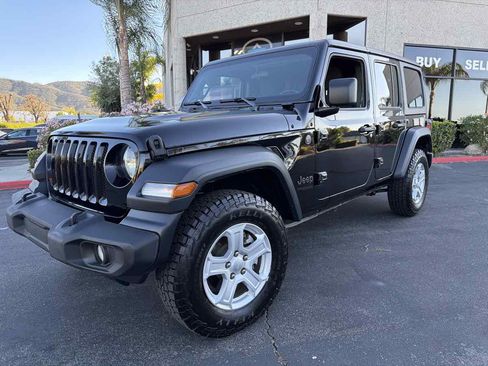Used 2022 Jeep Wrangler Unlimited Sport AWD/4WD image 8