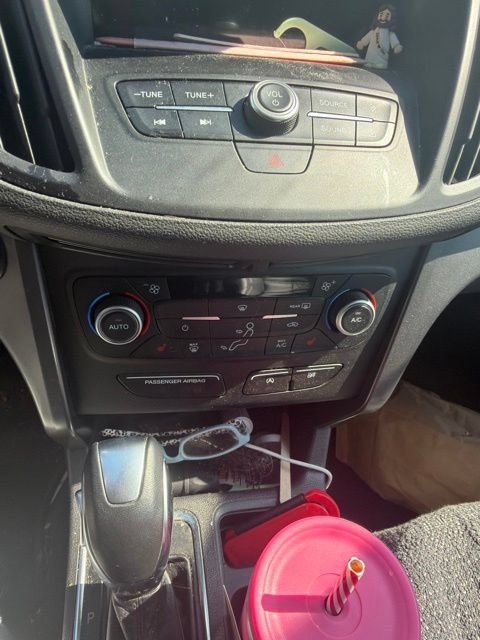 Used 2019 Ford Escape SEL AWD/4WD image 25