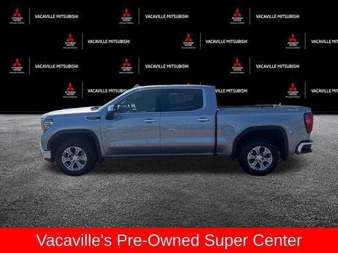 Used 2025 GMC Sierra 1500 SLT AWD/4WD image 1