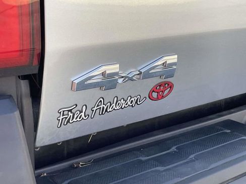 Used 2025 Toyota Tacoma SR image 11