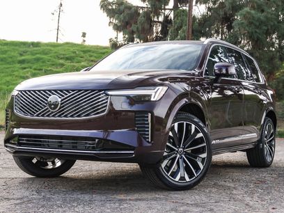 New 2026 Volvo XC90 B5 Plus