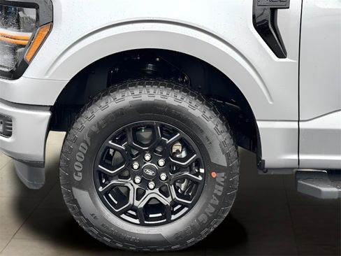 New 2025 Ford F150 XLT w/ Equipment Group 302A MID image 31