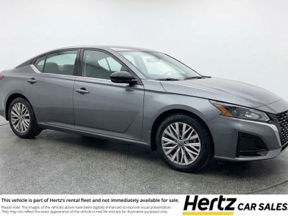 Used 2025 Nissan Altima 2.5 SV