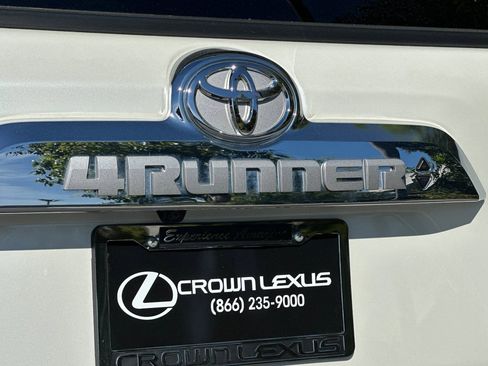 Used 2022 Toyota 4Runner Limited image 23
