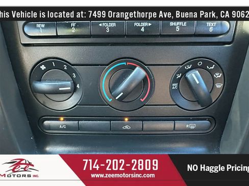Used 2006 Ford Mustang GT RWD image 30