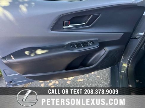Used 2024 Toyota Prius XLE AWD/4WD image 21