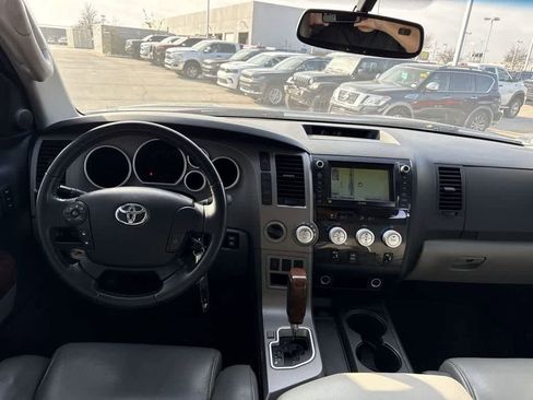 Used 2012 Toyota Tundra Limited w/ Memory Pkg image 16