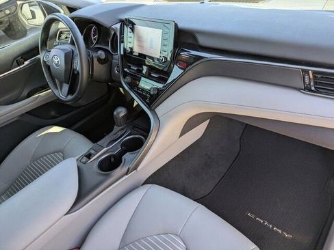 Used 2021 Toyota Camry SE w/ Convenience Package image 36