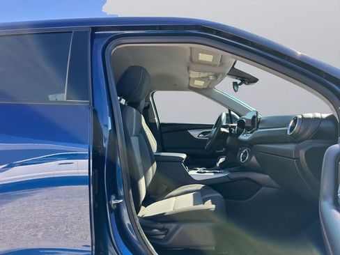 Used 2023 Chevrolet Blazer LT image 18