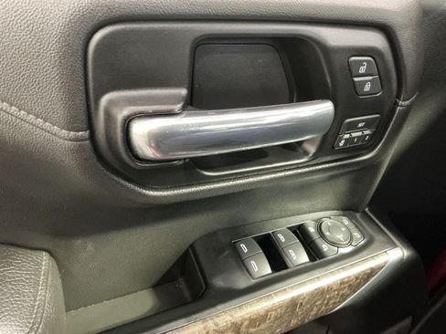 Used 2019 GMC Sierra 1500 Denali w/ Technology Package AWD/4WD image 16