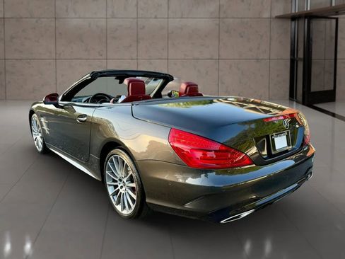 Used 2020 Mercedes-Benz SL 550 w/ Driver Assistance Package image 9
